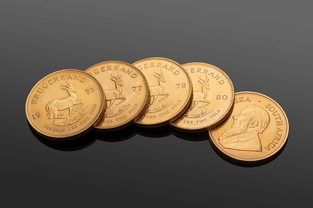 Crypto Trading vs Long-Term Holding Which Strategy Wins?